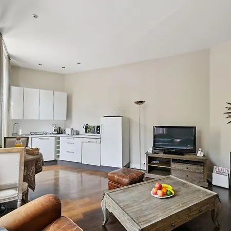 Serenty - Champs-elysees & Arc De Triomphe