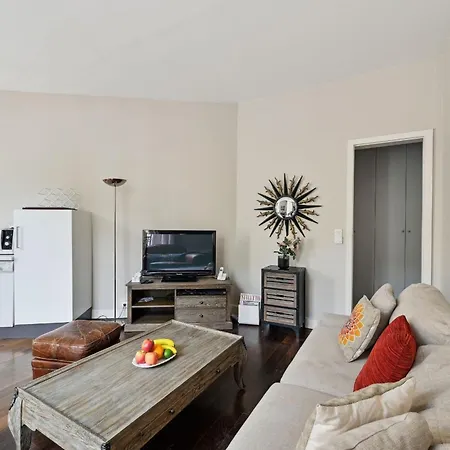 Апартаменты Serenty - Champs-elysees & Arc De Triomphe