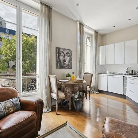 Apartment Serenty - Champs-elysees & Arc De Triomphe